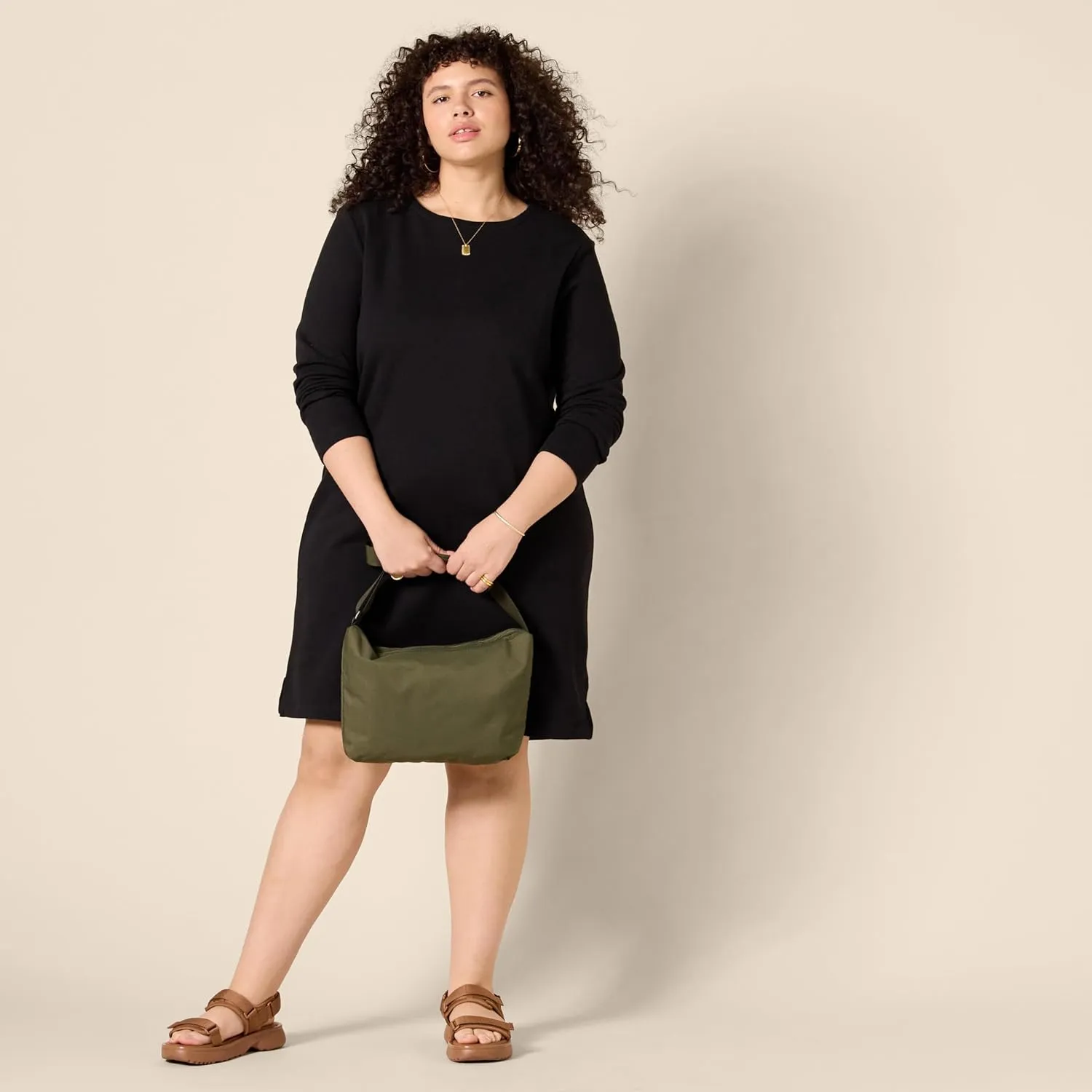 Amazon Essentials Women's Crewneck Long-Sleeve Fleece Above-The-Knee Dress