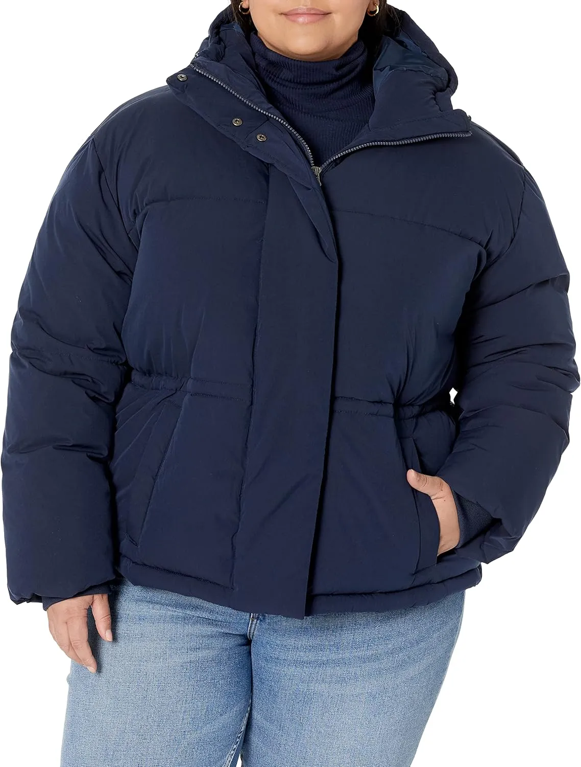 Amazon Essentials Women's Short Waisted Puffer Jacket (Available in Plus Size)