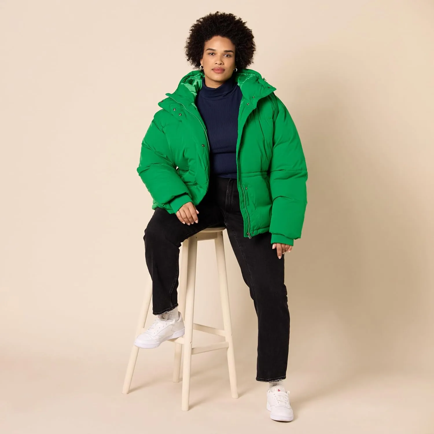 Amazon Essentials Women's Short Waisted Puffer Jacket (Available in Plus Size)