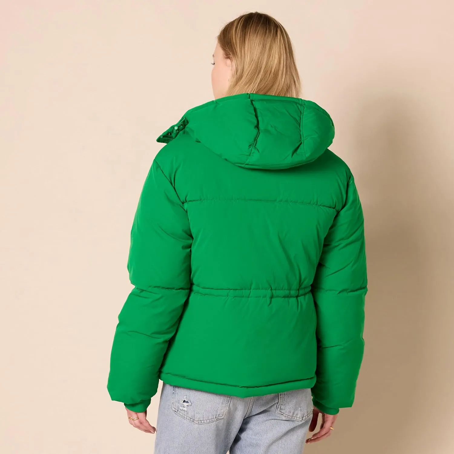 Amazon Essentials Women's Short Waisted Puffer Jacket (Available in Plus Size)
