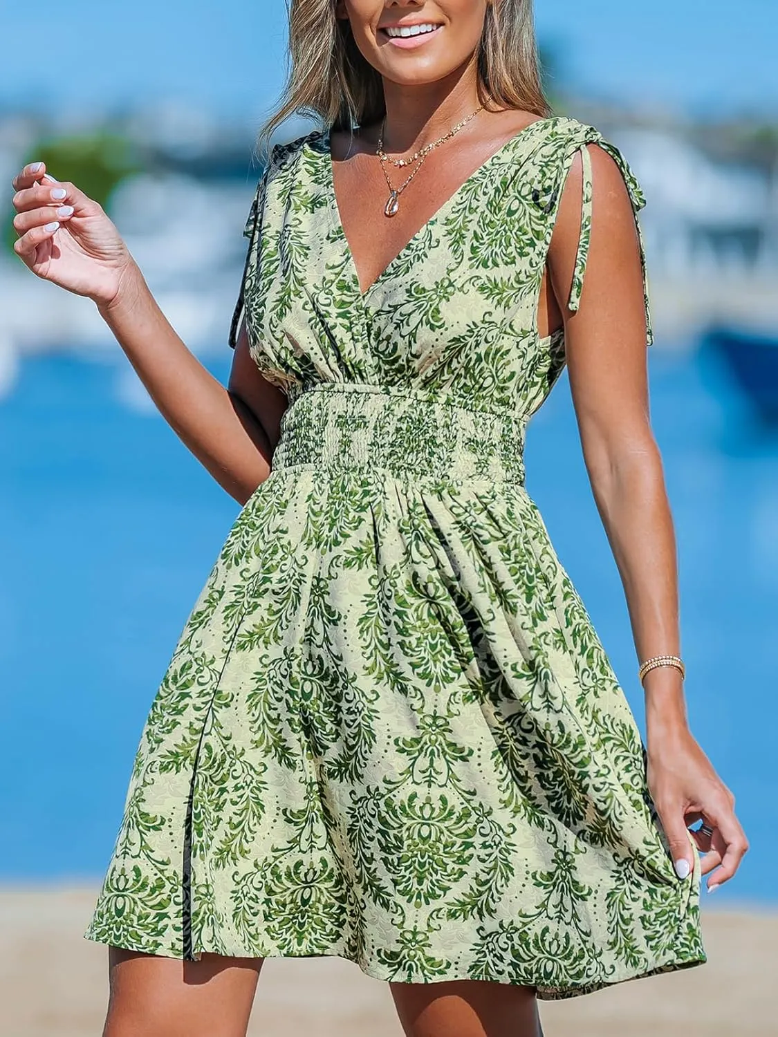 CUPSHE Women's Mini Dress V Neck Sleeveless Paisley Smocked Waist Short Casual Summer Dress