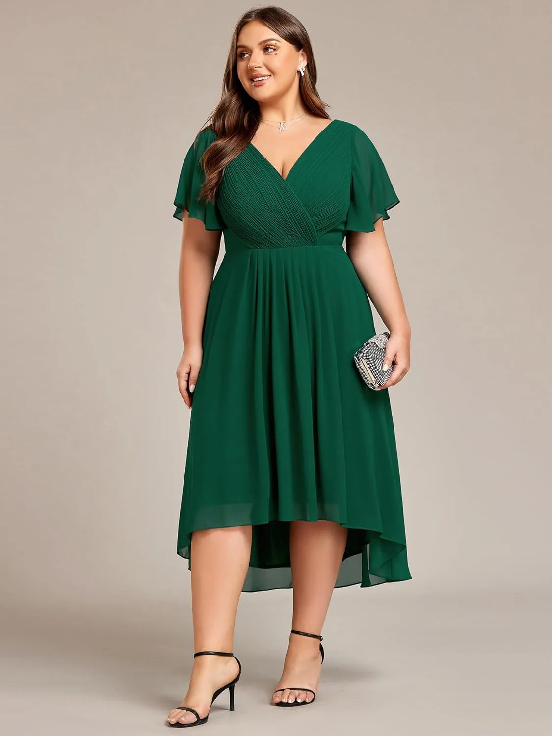 Ever-Pretty A Line V Neck Chiffon Short Sleeves High Low Knee Length Plus Size Wedding Guest Dresses for Curvy Women 01923-DA