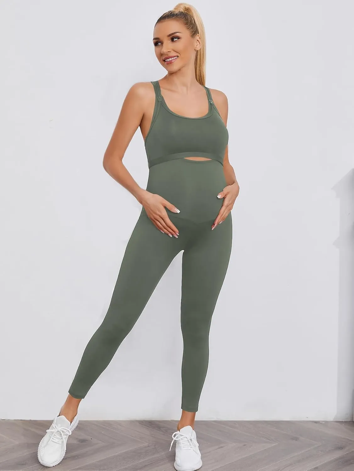 Floerns Women's Maternity 2 Piece Outfit Scoop Neck Crop Tank Top Legging Set