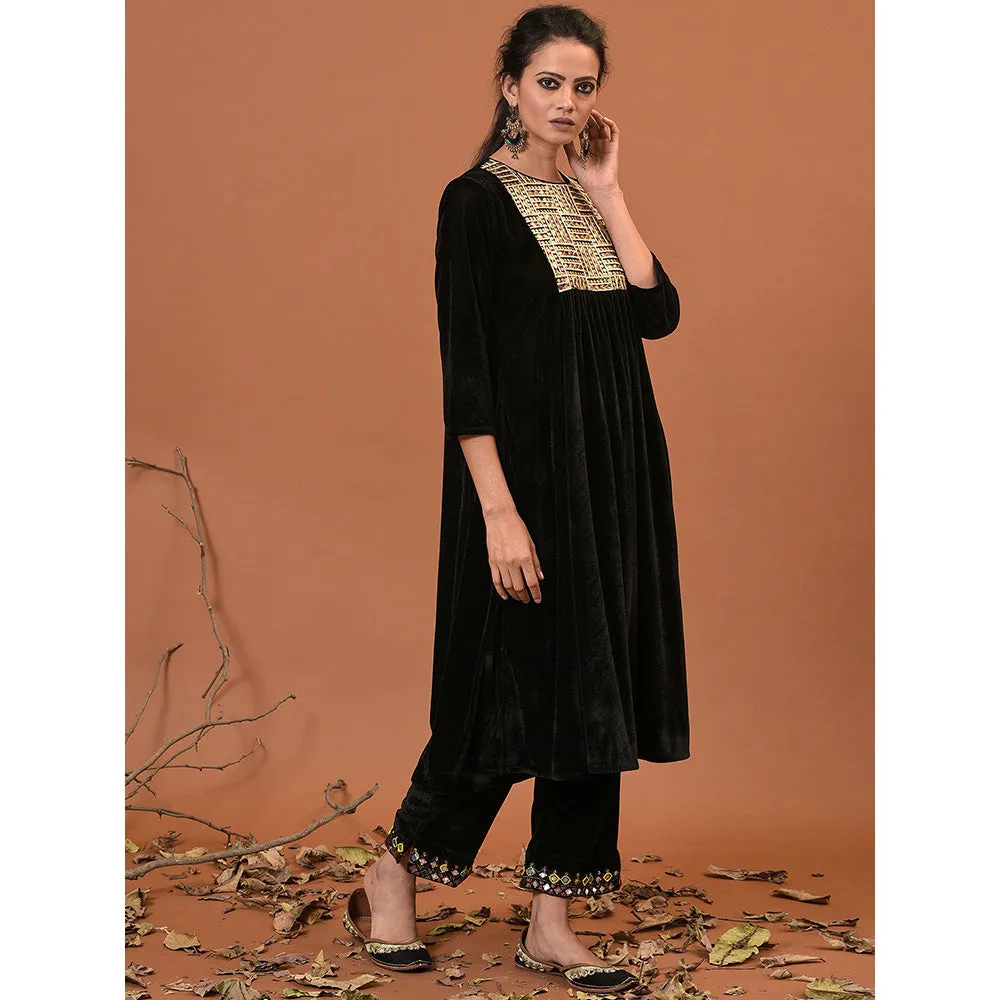NUHH Fresh Charcoal Velvet Pant & Kurta (Set of 2)