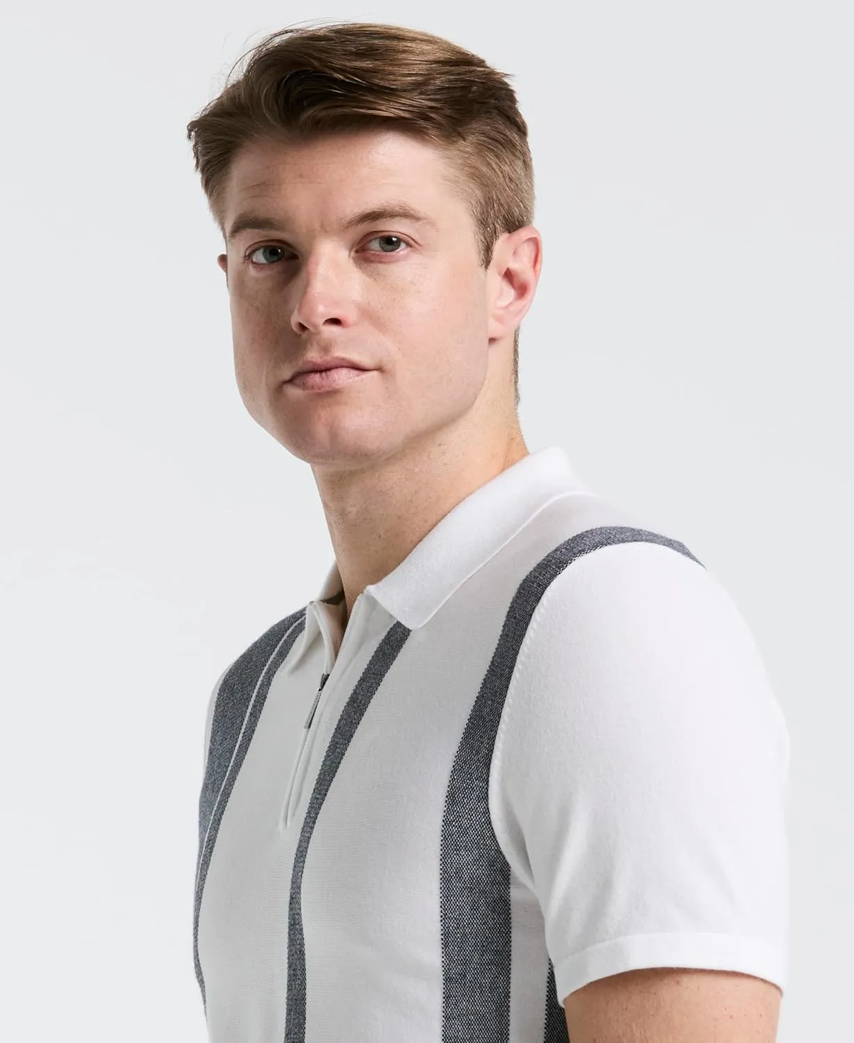 Perry Ellis Men's Short Sleeve Tech Stretch Zip Polo