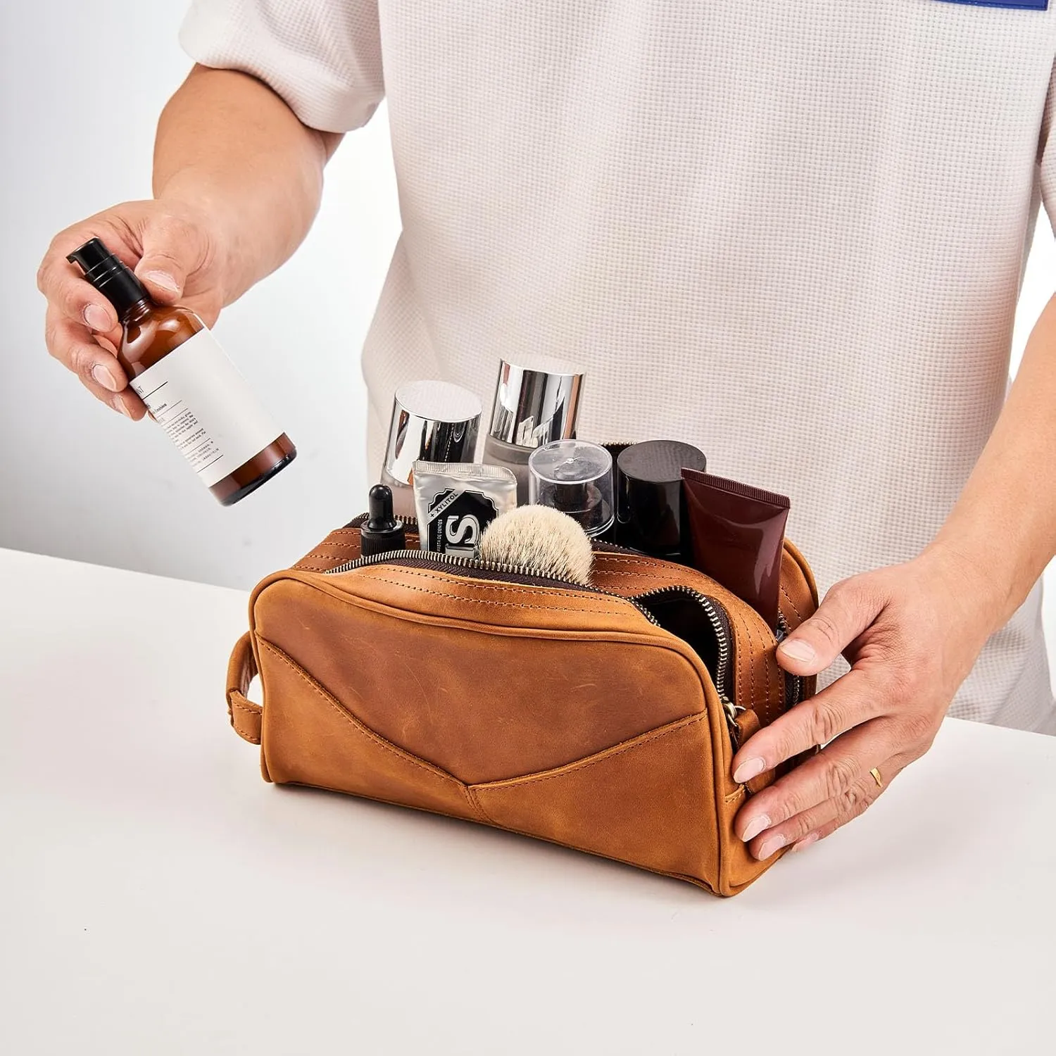 Toiletry Bag for Men Women,Full Grain Leather Handcrafted Vintage Travel Dopp Kit,Leather Toiletry Travel Pouch,Large Cosmetic Shaving BagFully Lined with Cotton Fabric VintageBrown