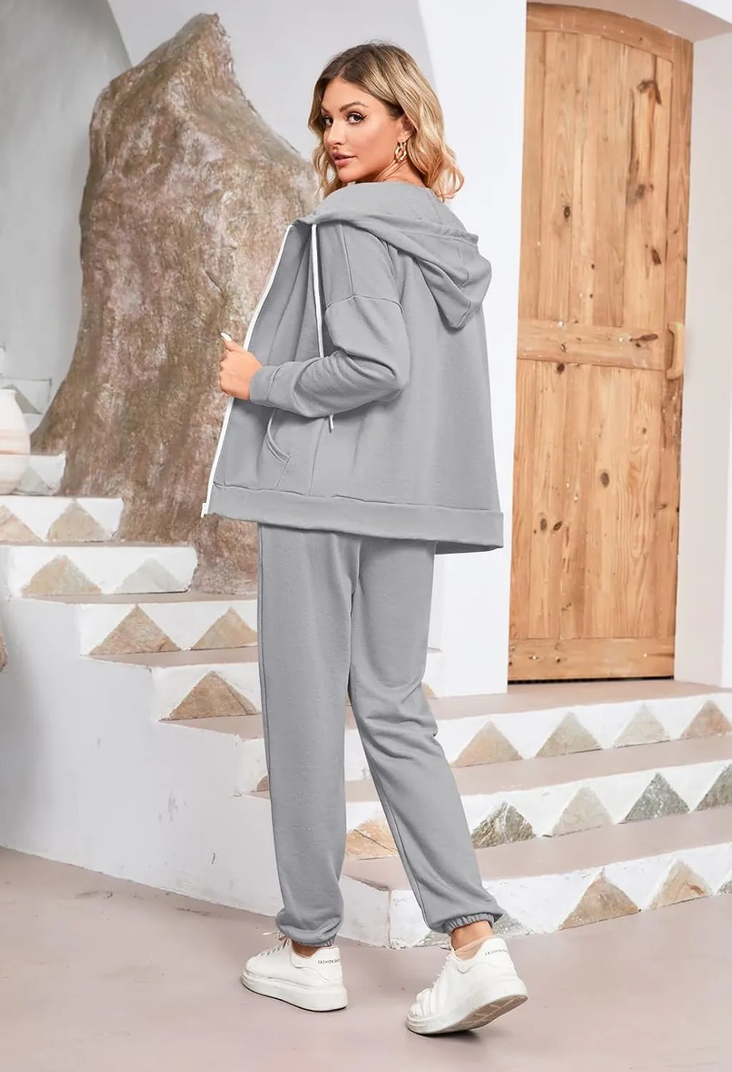 TOLENY Women's 2 Piece Workout Sets Tracksuit Hooded Sweatshirt and Long Jogger Pants Sweatsuit Outfits