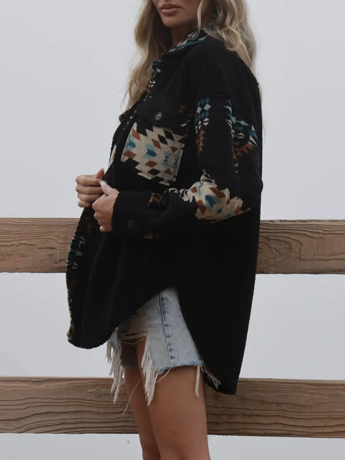 Women's Casual Fleece Jacket Tribal Aztec Shirt Jacket Long Sleeve Button Down Jacket Loose Shacket Outwear